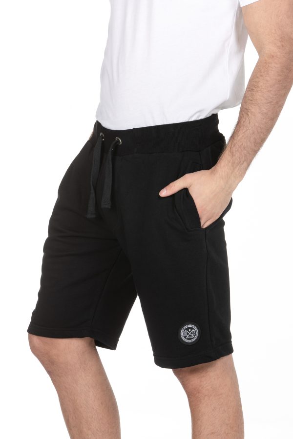 RS 1915 black scaled